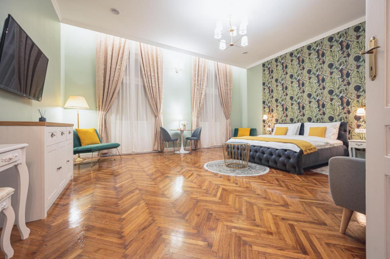Central Park Apartments ออราแด ภายนอก รูปภาพ