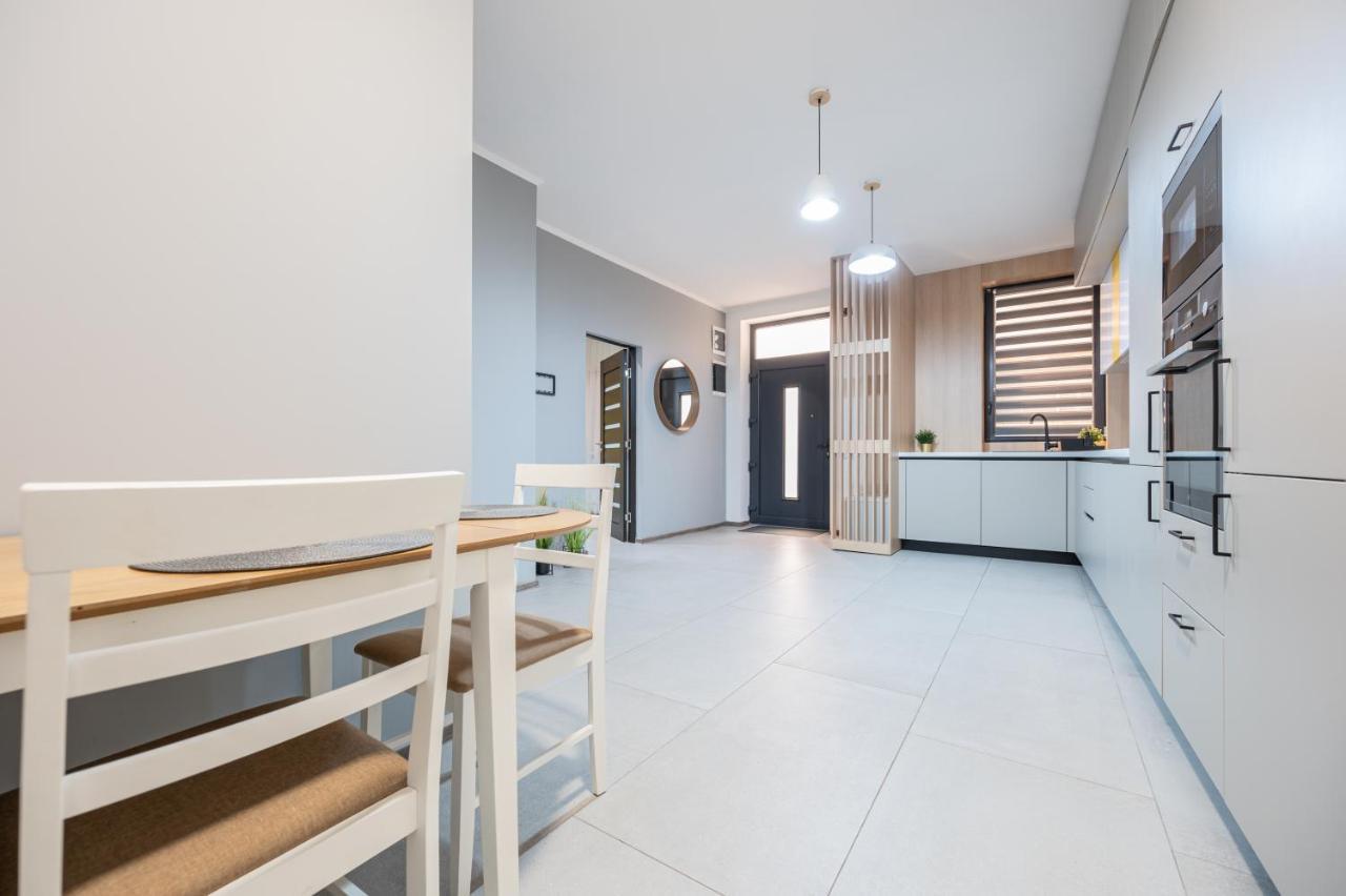 Central Park Apartments ออราแด ภายนอก รูปภาพ